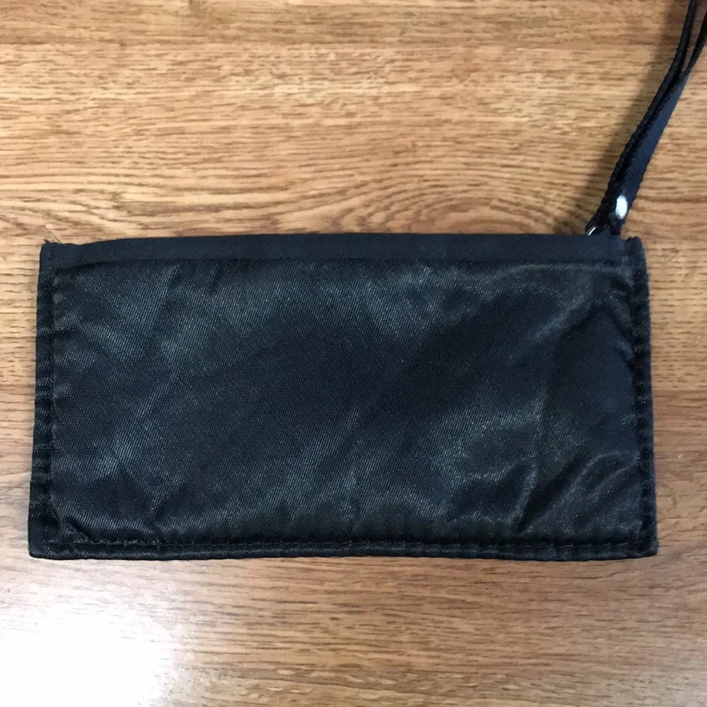 Nicole Miller Pouch